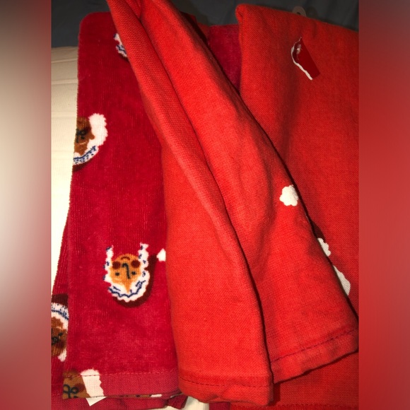 Wonder shop Christmas hand towels NWT - Picture 3 of 3